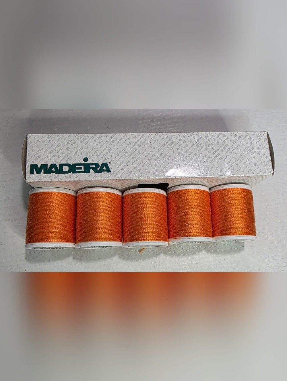 Madeira Embroidery Thread Color 3852 200m 5-pack Spools